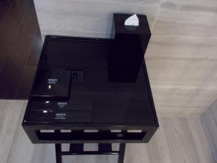 armani 016.JPG
