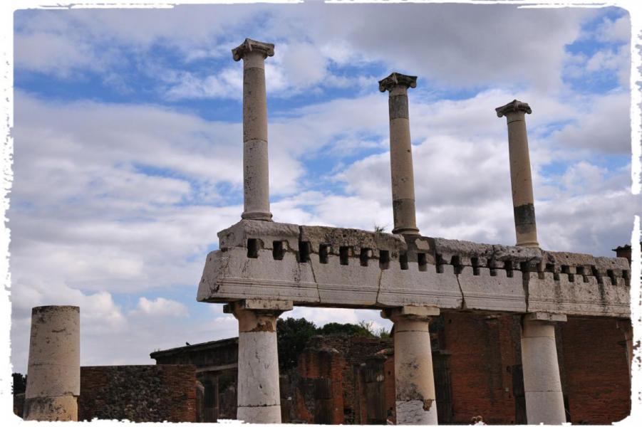 RevPompei.jpg